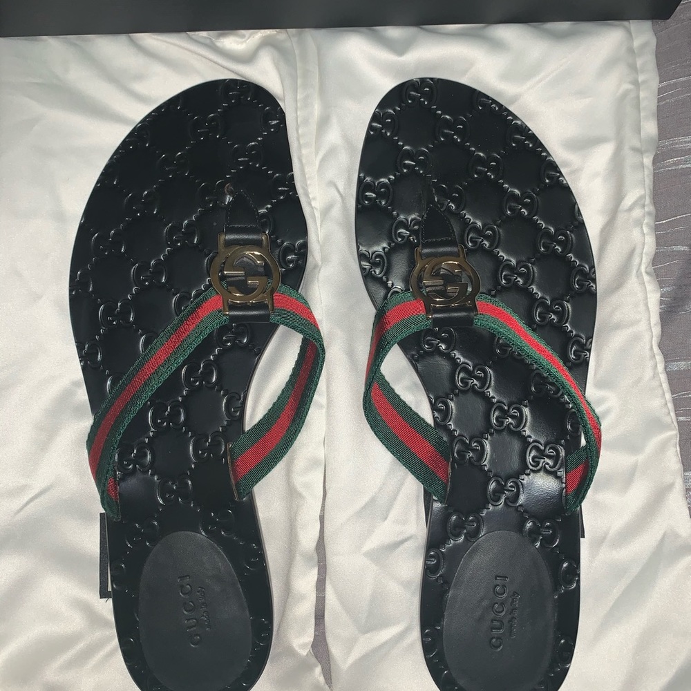Gucci Flip Flops Size 42